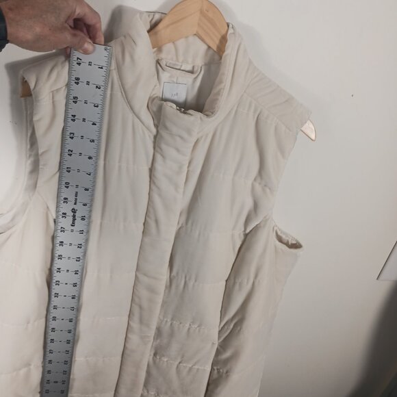 J. Jill, 2X Cream Colored Velvety Velour Puffer Vest, Zip & Snap Front, Pockets - Picture 11 of 14